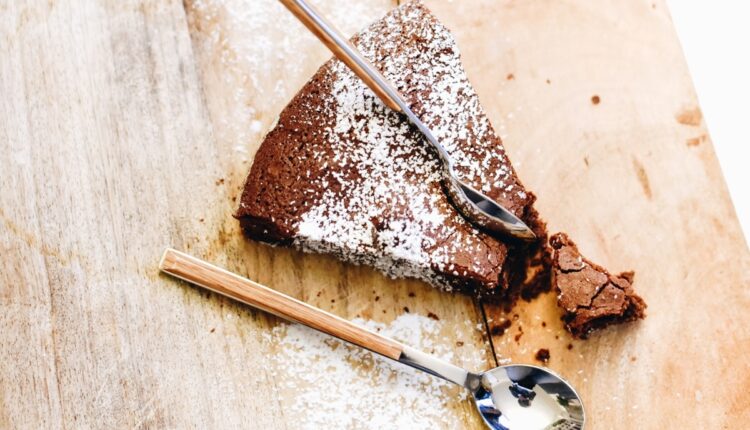 Čokoladna torta od samo četiri sastojka koja je oduševila društvene mreže