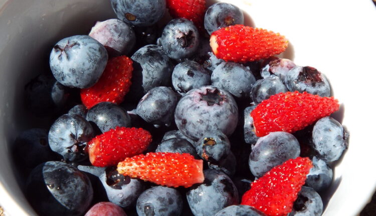 Samo ga jedite: Ovo voće leči i najopasnije bolesti