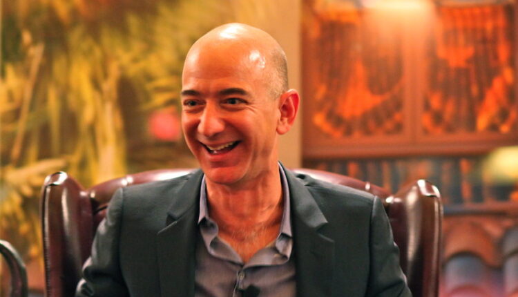 Milijade se samo gomilaju: Bezos je sada bogatiji nego ikad Milijade se samo gomilaju: Bezos je sada bogatiji nego ikad