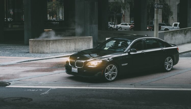 Jako skupa greška: Slučajno prodao svoj BMW za 1 evro Jako skupa greška: Slučajno prodao svoj BMW za 1 evro