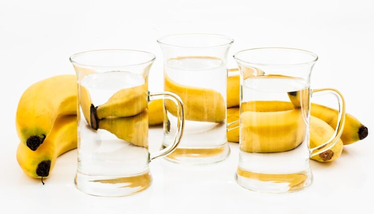 Kombinacija koja čini čuda: Započnite dan bananom i čašom tople vode