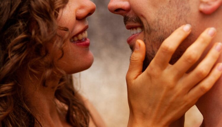 6 stvari koje srećni parovi rade zajedno svaki dan: Sačuvajte ljubav, tajna je u ovim ”malim detaljima”