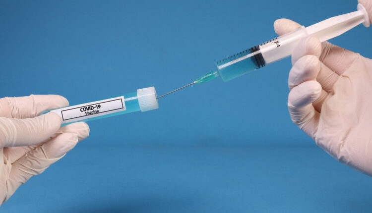 Prve doze vakcine protiv korone u Srbiju stižu pre Nove godine