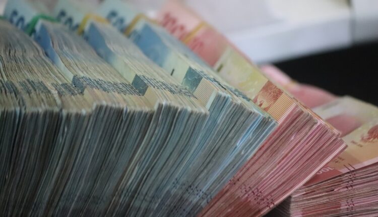 Praznično iznenađenje na računu: Banka klijentima greškom uplatila 155 miliona evra Praznično iznenađenje na računu: Banka klijentima greškom uplatila 155 miliona evra