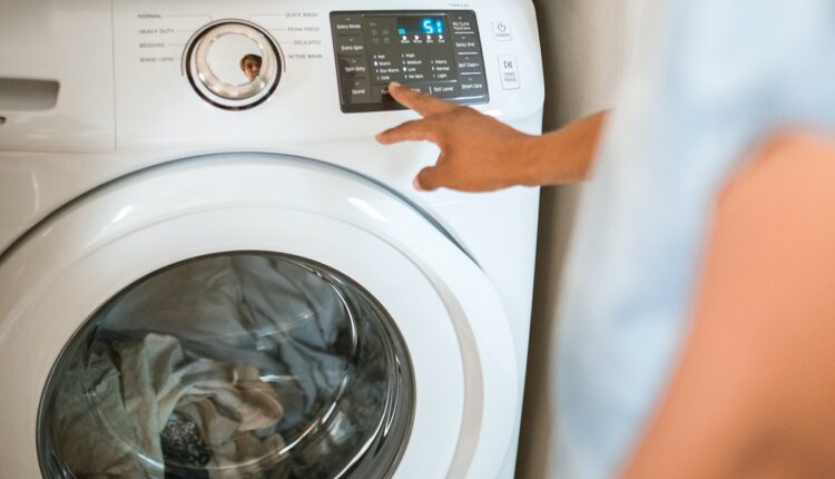 Štedite energiju: Ovako možete pranjem veša smanjiti račun za struju