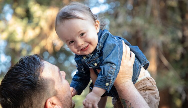 Šta o muškarcu govori mesec njegovog rođenja: Evo kada se rađaju najbolji očevi i muževi