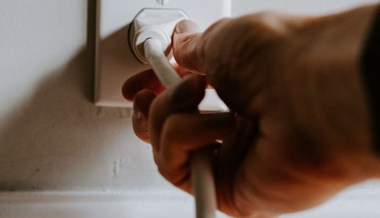 Kako da uštedite struju: Konkretni trikovi za manje račune