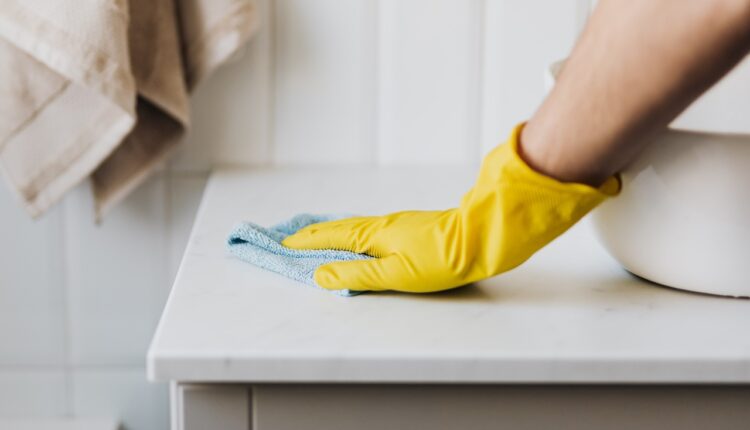 Brzo i jeftino: Proizvod s kojim možete očistiti celu kuću sigurno već imate u kuhinji
