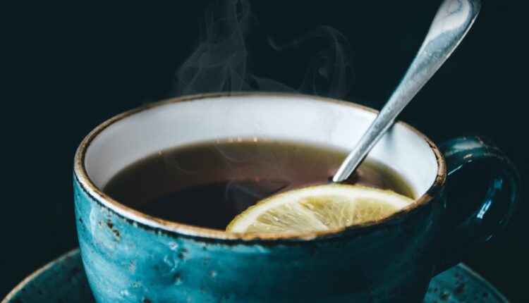 Jedna šoljica ovog čaja ublažava simptome koji muče veliki broj žena