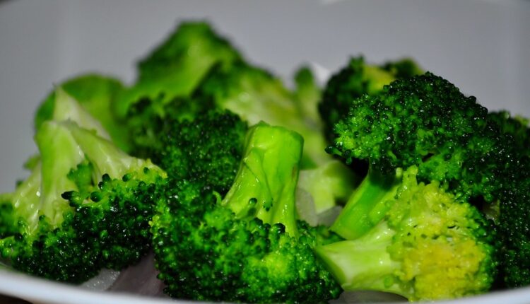 Domaćice se kunu u ovaj trik: Kako najbolje skuvati brokoli u tiganju