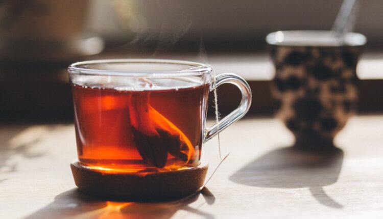 Leči bešiku i želudac, a sprečava i opadanje kose: 3 puta dnevno pijte ovaj čaj i telo će vam biti zahvalno