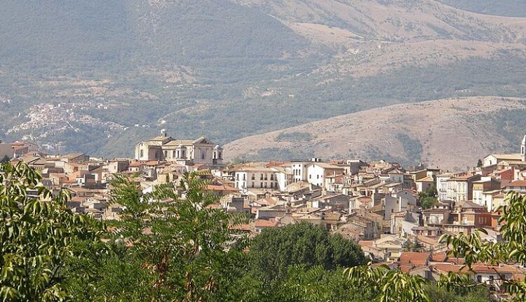 Selo prodaje 250 kuća po 1 evro, ali tu je i paprena kazna