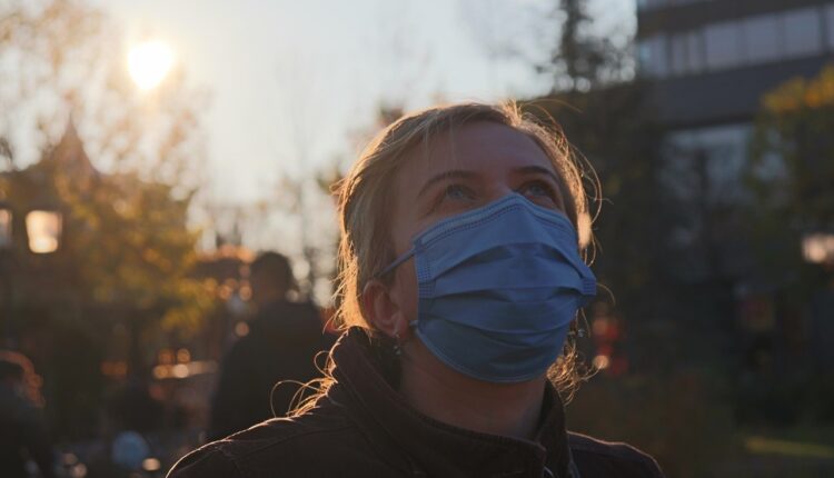 Najnoviji korona presek: Skoro 400 novozaraženih Najnoviji korona presek: Skoro 400 novozaraženih