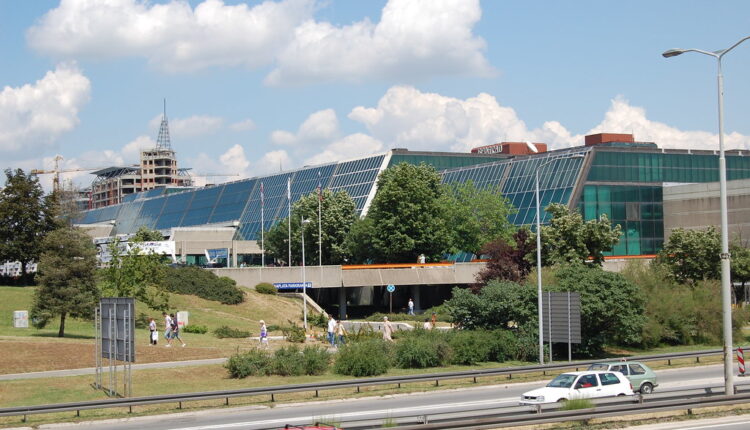 Ekološki protesti: Blokirani auto-put u Beogradu kod Sava centra i most Gazela