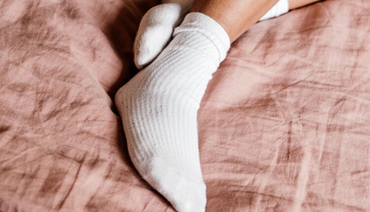 Ne rizikujte: Spavanje sa čarapama je dobro, ali pitanje s kakvim?!