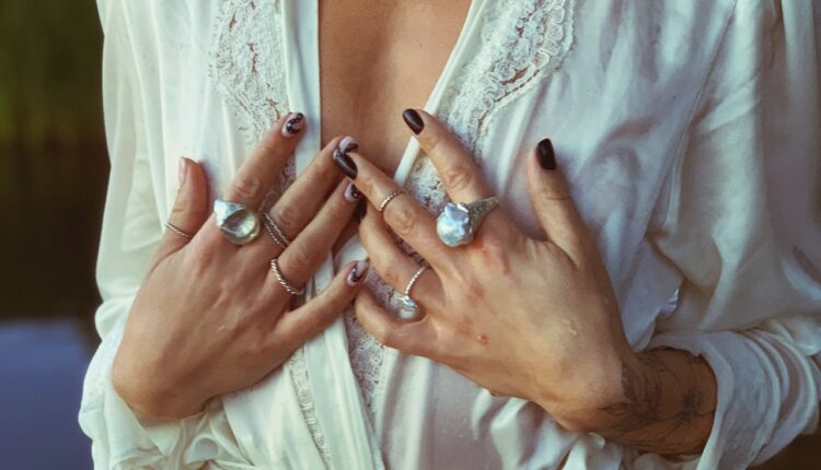 Očistite srebrni nakit kao profesionalac: Uz ova 3 sastojka, vaš stari nakit će zasijati