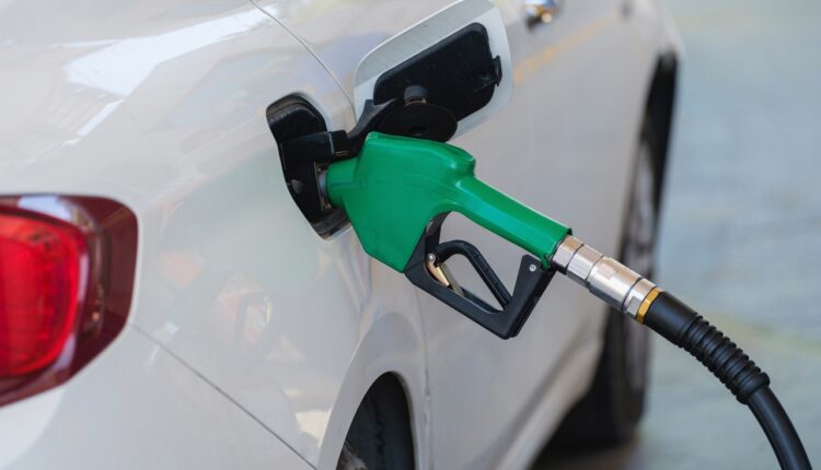 Ključni saveti za ekonomičnu vožnju automobila: Ušteda goriva može biti i do 50 odsto Ključni saveti za ekonomičnu vožnju automobila: Ušteda goriva može biti i do 50 odsto