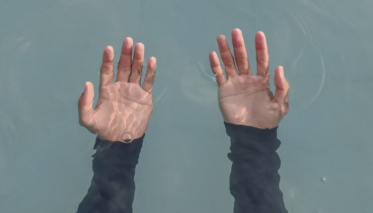 Stavite vrhove prstiju u hladnu vodu i za 30 sekundi ćete znati da li ste zdravi