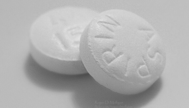 Ovih osam grupa ljudi nikada ne bi smele da piju aspirin