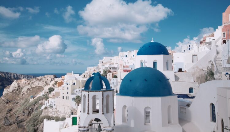 Evo zašto Grci farbaju kuće u belo i plavo