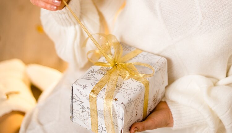 Pokloni koji donose besparicu u život: Nikada ne darujte ovo svojim voljenima