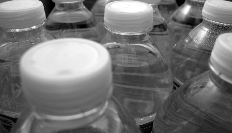 Ne bacajte plastične flaše – mogu da budu neverovatno korisne