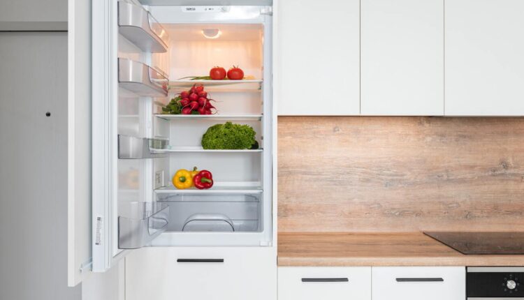Papirni ubrusi mogu da budu veoma korisni u frižideru: Jeste li znali za ovaj trik?