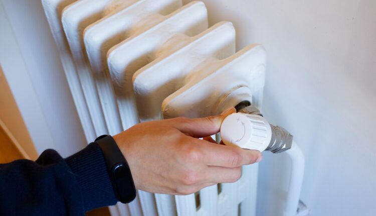 Trik koji ne košta ništa: Vaša kuća će biti mnogo toplija, a nećete morati da dogrevate i trošite struju