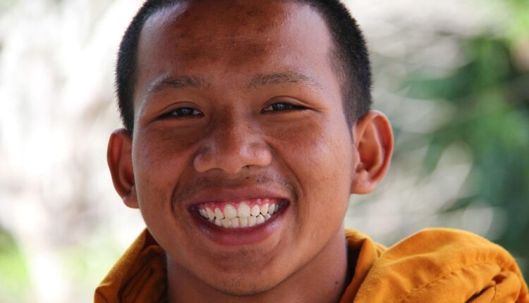 Tibetanski monasi imaju zdrave i jake zube do duboke starosti, a ovo je njihova tajna Tibetanski monasi imaju zdrave i jake zube do duboke starosti, a ovo je njihova tajna