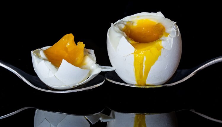 Sjajan trik: Kako prepoznati pokvareno jaje pre nego što se razbije