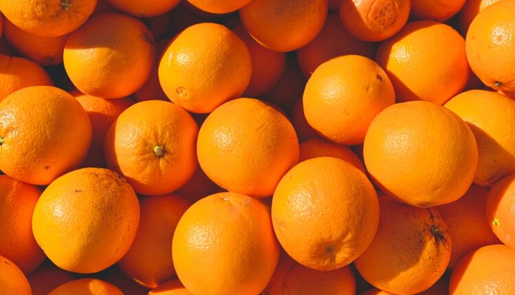 Za kožu, oči, protiv raka: 10 razloga zašto narandže treba jesti svaki dan