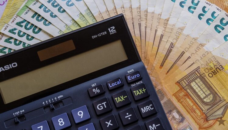Poštovala četiri jednostavna pravila i uspela da uštedi više od 25 hiljada evra za godinu dana Poštovala četiri jednostavna pravila i uspela da uštedi više od 25 hiljada evra za godinu dana