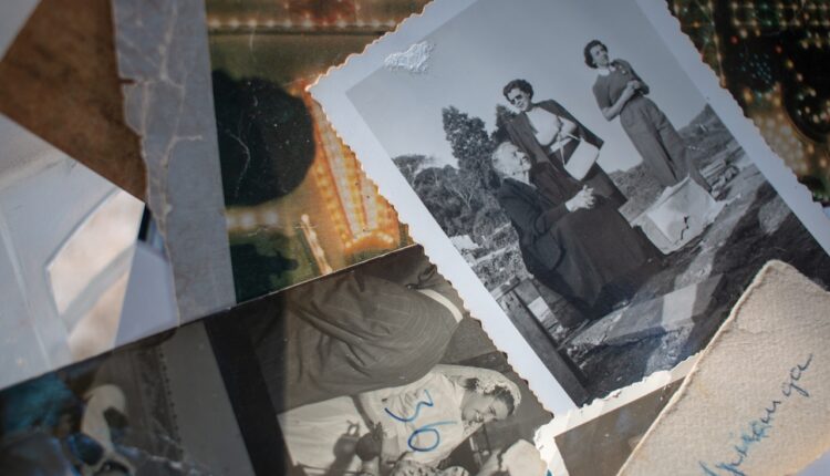 Ovo nemojte raditi sa fotografijama umrlih: Niste ni svesni šta ćete tako prizvati u kuću Ovo nemojte raditi sa fotografijama umrlih: Niste ni svesni šta ćete tako prizvati u kuću