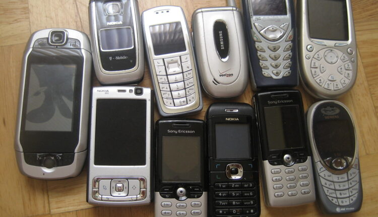 Dobro pregledajte fioke: Ako imate neki od ovih starih telefona, možete da zaradite i nekoliko hiljada evra