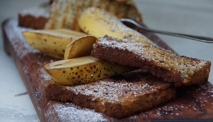Sočan i mekan kao duša: Ovo je najbolji kolač sa bananama koji ćete ikad probati