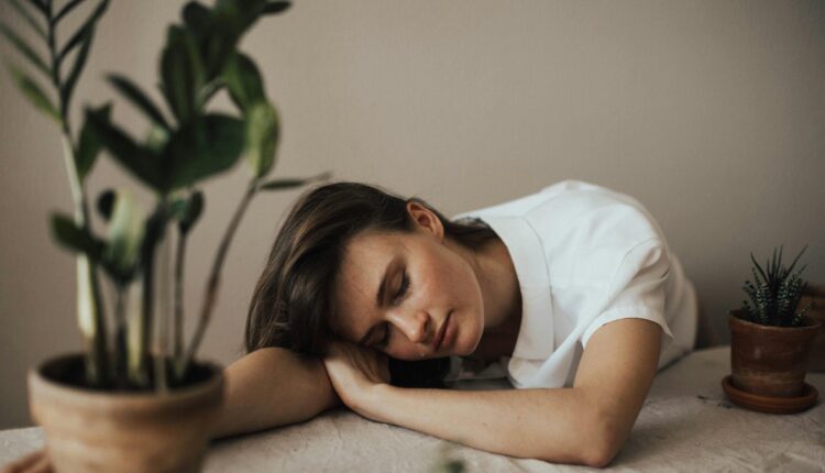 5 simptoma koji ukazuju na poremećaj sna
