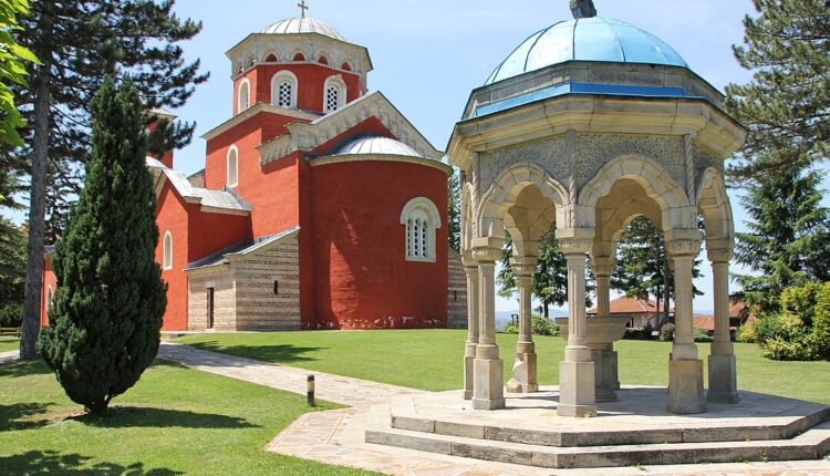 Srpski manastir krije krvavu tajnu: Zbog čega su zidovi Žiče crvene boje