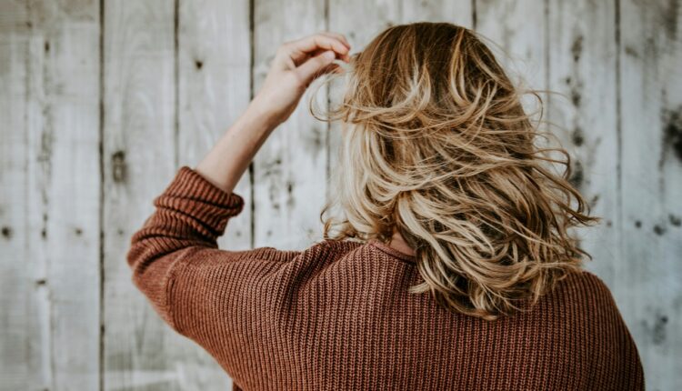 Zvuči čudno, ali postoji veza: Koliko često treba prati kosu da bi ona brže rasla?