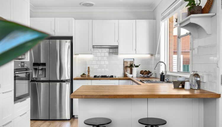 Kako odabrati savršenu kuhinju za vaš novi dom: Raskošni dizajn ili sofisticirani minimalizam?