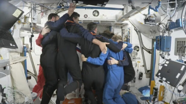Završena poseta astronauta iz Indije, Poljske, Mađarske i SAD Međunarodnoj svemirskoj stanici