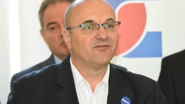 Novaković (NPS): Nije realno da izbori budu pre kraja godine, ali Vučiću vreme nije saveznik