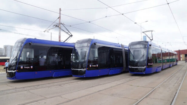Novi turski tramvaj iskočio iz šina