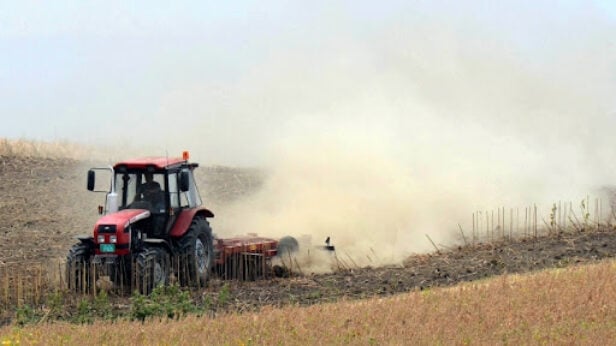 Poljoprivrednici u Srbiji traže da država ograniči trgovačke marže na đubrivo i repromaterijal